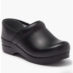 Dansko Black Leather Women's clogs